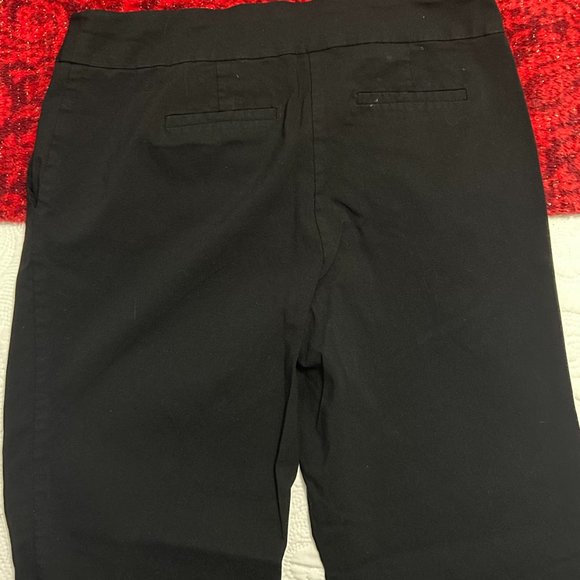 Roz and Ali 16 Pull on Black Pants - Picture 3 of 3